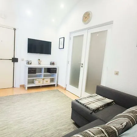 Apartment Ola - Terrace Principe Real Ii Lisbon